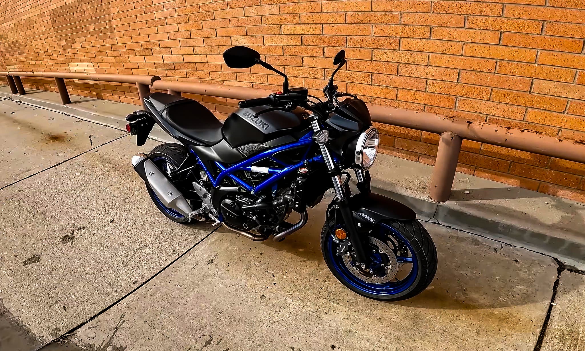 Suzuki SV650 2025