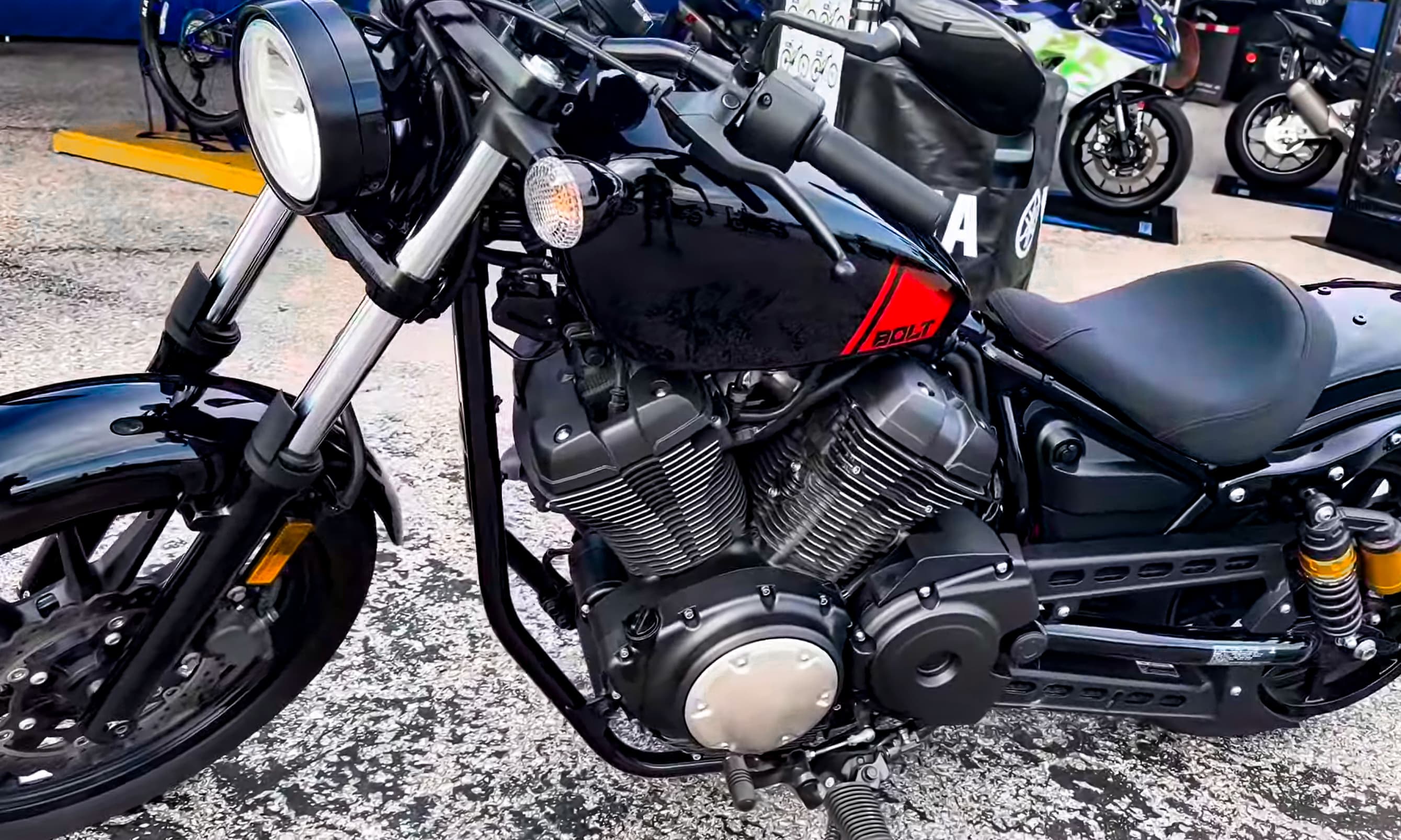 YAMAHA BOLT R-SPEC 2025